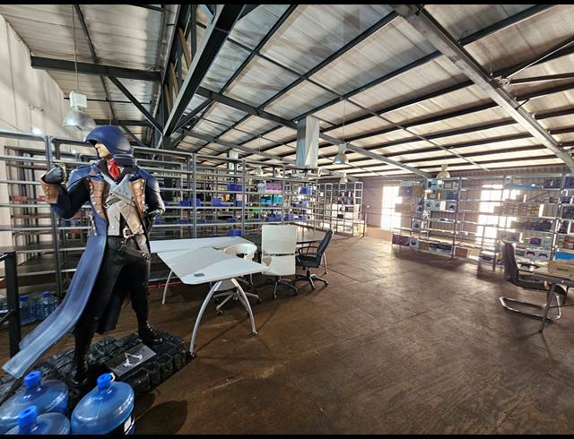 1,280M² WAREHOUSE FOR SALE IN NORTH RIDING
